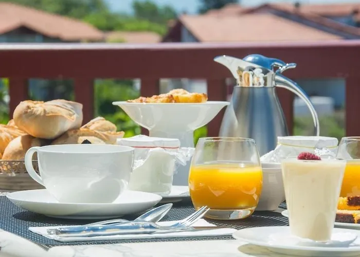 Bed & Breakfast Maison Bista Eder